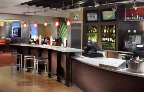 courtyard-marriott-miami-downtown-brickell-bar-grill