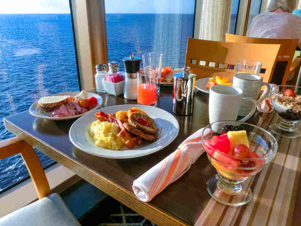 breakfast on the ocean cruise